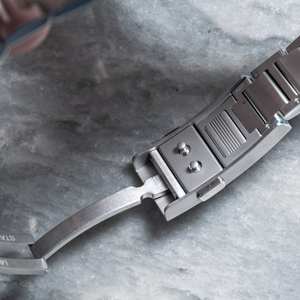 longines HydroConquest 39mm - Green on Bracelet